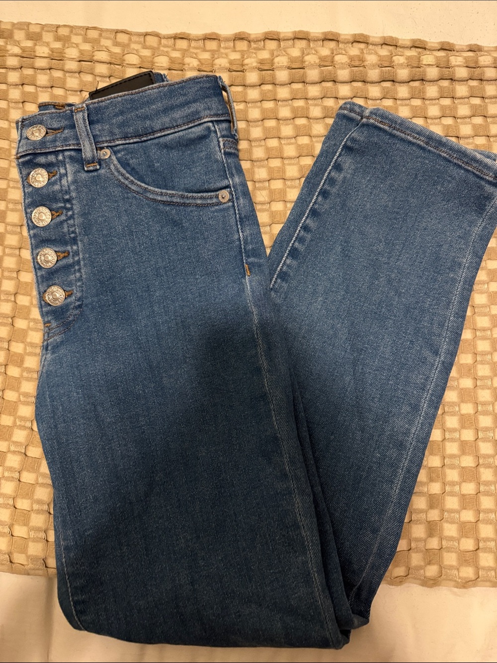 Express High-Rise Button-Fly Women's slim Jeans ankle length 2R in Medium Blue